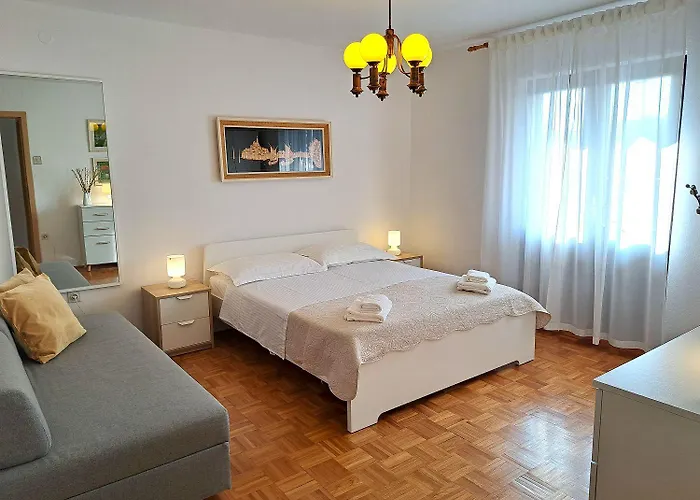 Helles Mit Idyllischem Grillplatz, Babybett, Privatparkplatz Appartement