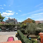 Helles Mit Idyllischem Grillplatz, Babybett, Privatparkplatz Rovinj