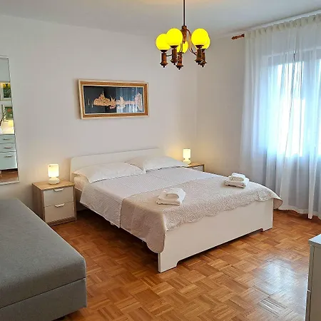 Helles Mit Idyllischem Grillplatz, Babybett, Privatparkplatz Lejlighed