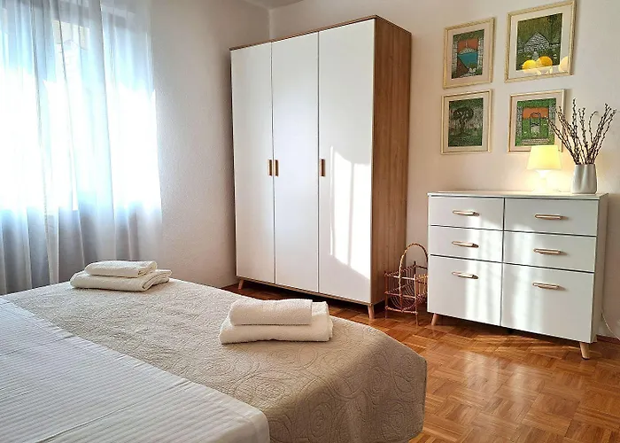 Helles Mit Idyllischem Grillplatz, Babybett, Privatparkplatz