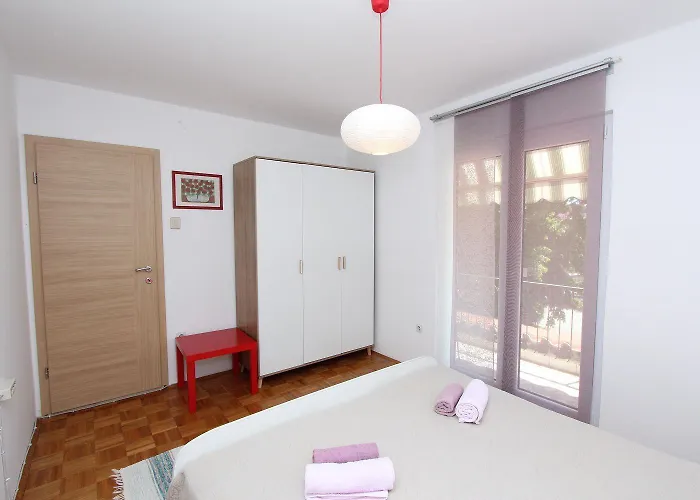 Helles Mit Idyllischem Grillplatz, Babybett, Privatparkplatz *