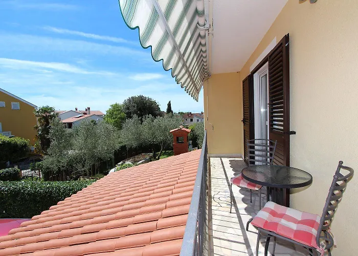 Helles Mit Idyllischem Grillplatz, Babybett, Privatparkplatz Lejlighed Rovinj